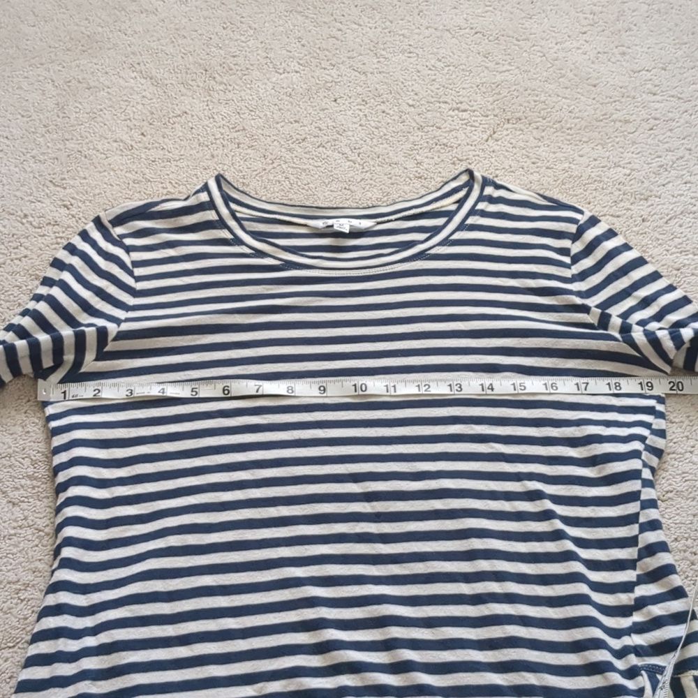 Cabi Asymmetrical Hem Striped Top Size M - Picture 6 of 7